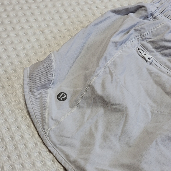 Lululemon Icy Grey shorts with mesh on sides - Picture 6 of 7